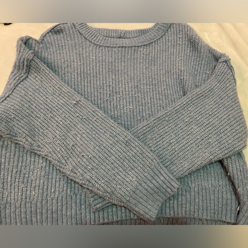 American Eagle Blue Sweater